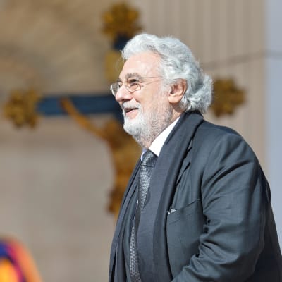 Den spanska tenoren och dirigenten Placido Dominigo medverkar vid påvens mottagning i Vatikanstaten i mars 2016.