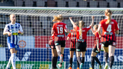 PK-35 Helsingfors tar ledningen i matchen.