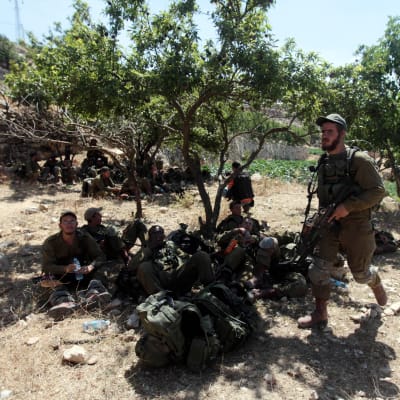 israeliska soldater på västbanken