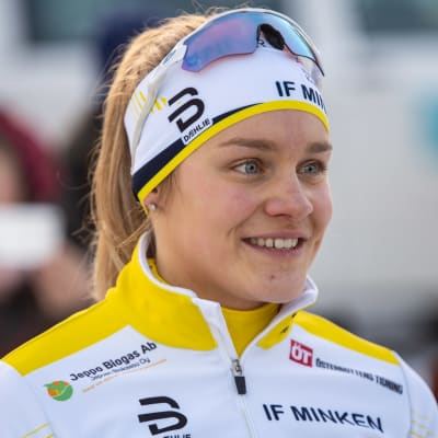 Julia Häger intervjuas.