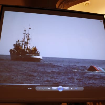Vietnamesisk båt sjunker i Sydkinesiska havet, rammad av kinesiskt fartyg