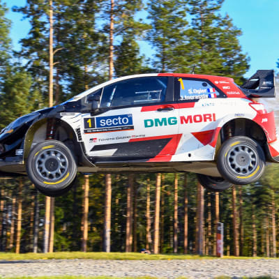 Sebastien Ogier i Jyväskylärallyt 2021.