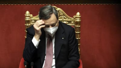 Mario Draghi under en debatt i senaten 