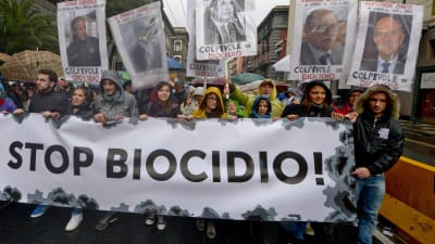 Demonstration i Neapel år 2013 mot dumpning av giftigt avfall.