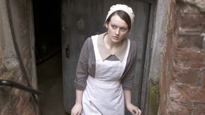 Sophie McShera som Daisy i Downton Abbey.