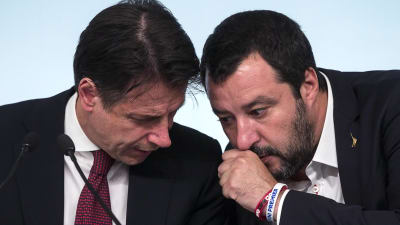 Italiens premiärminister Giuseppe Conte och inrikesminister Matteo Salvini.