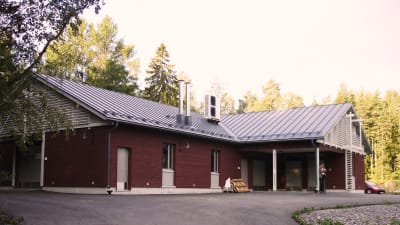 Nya fiskhanteringshallen i Hangöby.