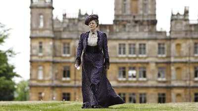 Maggie Smith som Violet Crawley i Downton Abbey.