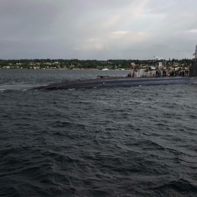 Yhdysvaltain laivaston julkaisema arkistokuva USS Connecticut -ydinsukellusveneestä.