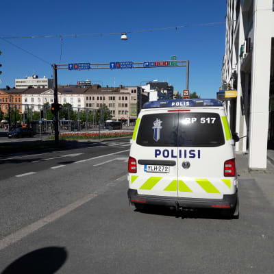Polisbil i Vasa centrum.