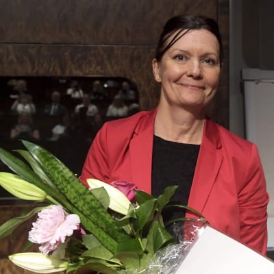 Päici Myllärinen får Riksdagens innovationspris för kvinnor.