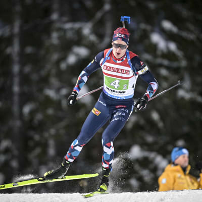 Johannes Thingnes Bø åker skidor.