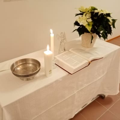 Kuvassa kastepöytä ristiäisissä.