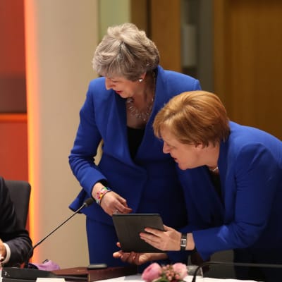 Donald Tusk, Theresa May och Angela Merkel