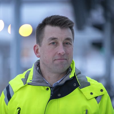 UPM:n Pietarsaaren sellutehtaan johtaja Simon Fagerudd.
