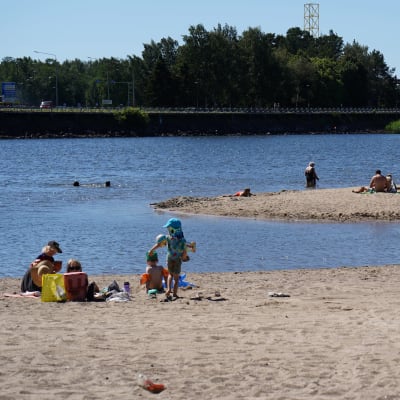 Vaasan Hietasaari, uimaranta