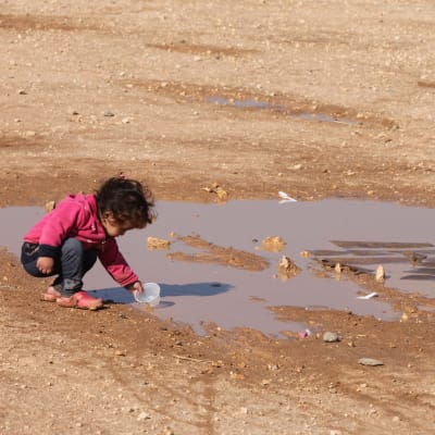 Ett syriskt flyktingbarn i flyktinglägret Zaatari vid den jordanska staden Mafraq nära den syriska gränsen.