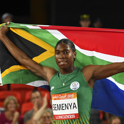 Caster Semenya med den sydafrikanska flaggan