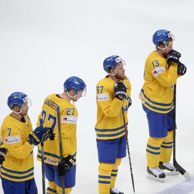 Svenska spelare efter förlusten mot Tjeckien, ishockey-VM 2016.