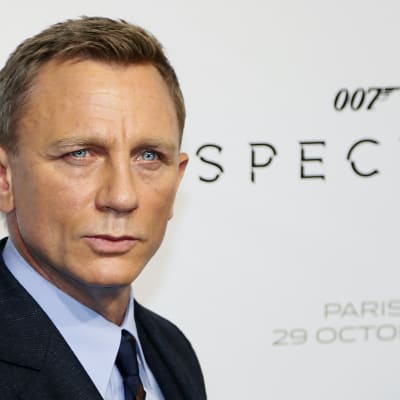 Daniel Craig