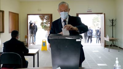 President Marcelo Rebelo de Sousa röstar på söndagen.