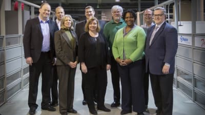 Från vänster: Markku Heimbürger (Tekes), Jukka Salminiitty (Tekes), Patricia Gruber, Chris Bassler, Sari Paavilainen (Tekes), Walter Jones, Shala Malone, Robert Cuff, Erkki Antila (Vasa universitet).
