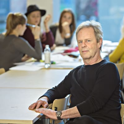 Professor Göran Djupsund