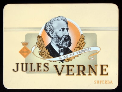 Jules Verne avbildad på en cigarrlåda.