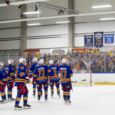 Jokerit kiittää kannattajia.