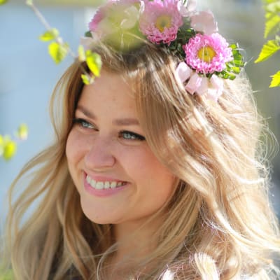 Malena "Malenami" Björndahl i sommarskrud