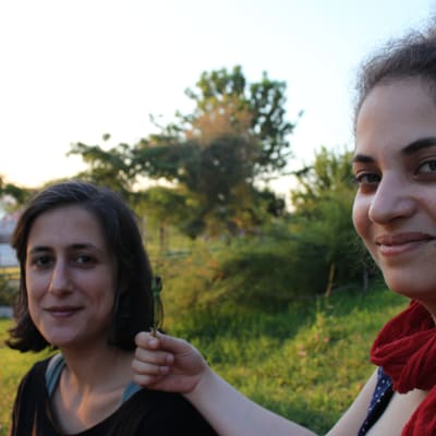 Berna Göl och Ekin Sanac 2013