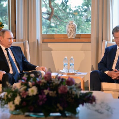 Rysslands president Vladimir Putin och president Sauli Niinistö på Gullranda den 1 juli 2016.