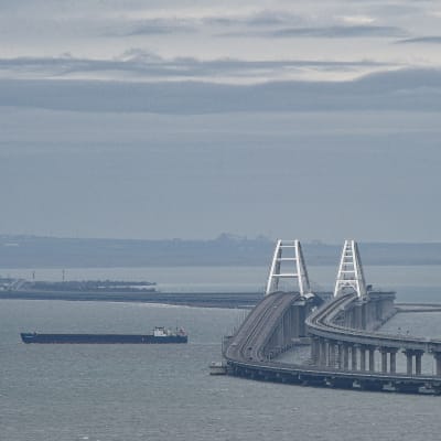 Kertjbron mellan Krim och Ryssland. 