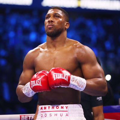 Anthony Joshua nyrkkeilykehässä.
