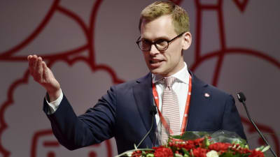 Antton Rönnholm valdes till SDP:s nya partisekreterade vid partikongressen i Lahtis den 4 februari 2017.