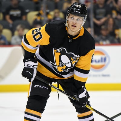 Kasper Björkqvist i Pittsburgh Penguins tröja