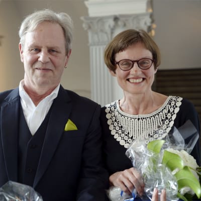 Göran Djupsund och Marit Berndtson på Svenska folkskolans vänners prisutdelning.