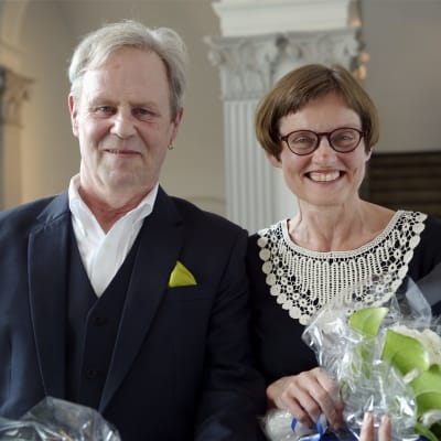 Göran Djupsund och Marit Berndtson på Svenska folkskolans vänners prisutdelning.