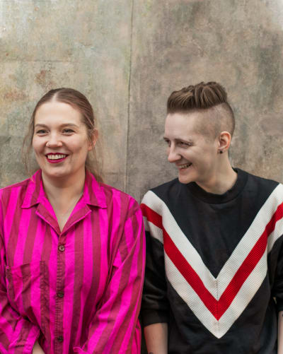 Illustratören Sanna Mander och författaren Martina Moliis-Mellberg