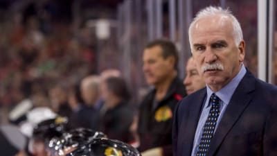 Joel Quenneville på bytesbänken.