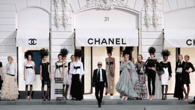 Karl Lgerfeld på en Chanelvisning