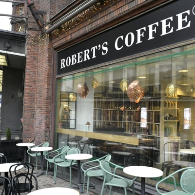 Robert's Coffee -kahvila Helsingin keskustassa.
