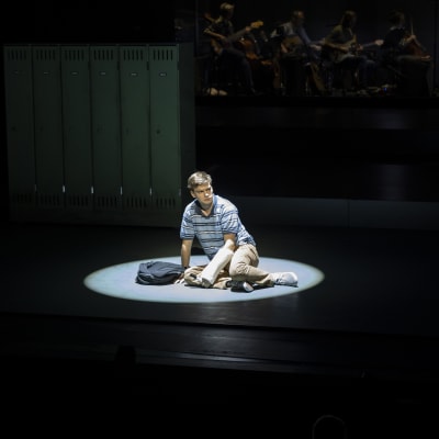 Kohtaus Rakas Evan Hansen musikaalista.