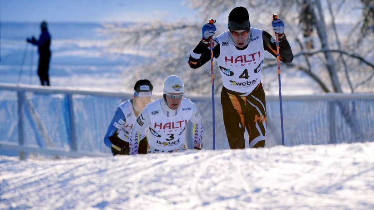 Sporthelgen Skidor och konståkning på tv ligahockey i radion Sport