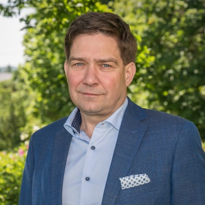 Henkilökuvassa, Thomas Blomqvist, pohjoismaisen yhteistyön ja tasa-arvon ministeri.