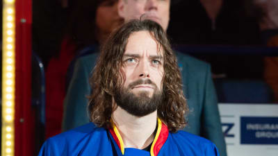 Ville Leino med en Jokerittröja på sig.