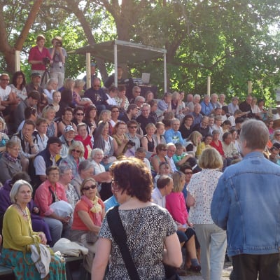 fullsatt läktare vid Ragnarök