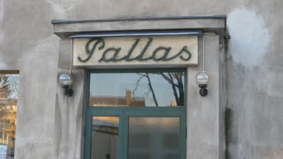Bio Pallas i Karis