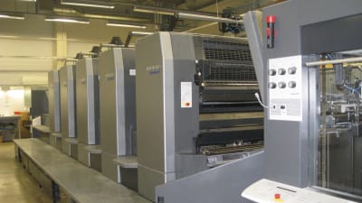 Elektronisk tryckpress på Ekenäs Tryckeri som inte behövs mera då tryckeriet går i konkurs och stänger.