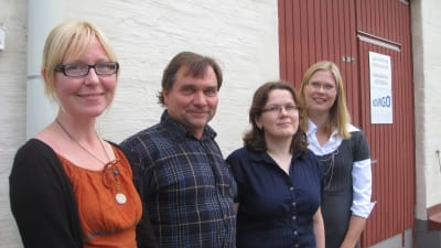 Miljövårdschef Saija Kaijala, geolog Esko Nylander, Projektchef Maija Aittola och Vatten och avloppsverkets chef Sanna Varjus.